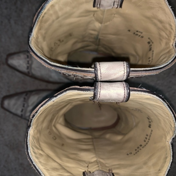 Corral boots - Picture 3 of 3